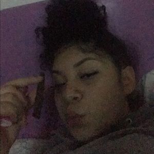 Meet your Posher, Jocelyn